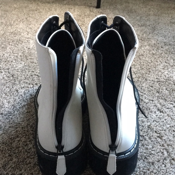 Kendall & Kylie Woman’s hunt boots - Picture 5 of 8